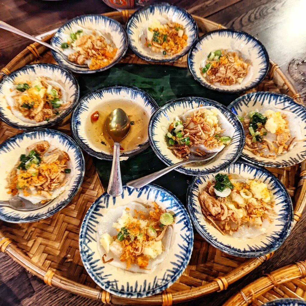 Banh Beo Recipe - Vietnamese Steamed Rice Cakes