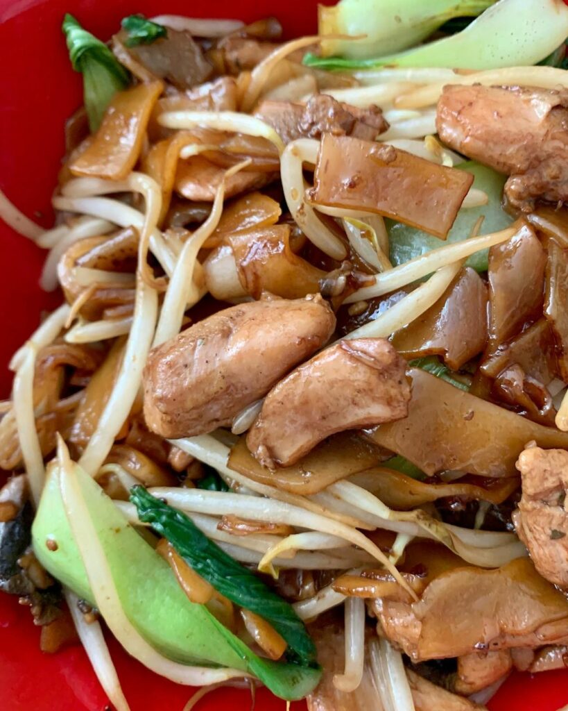 What Is Chicken Chow Fun? Chicken Chow Fun Noodles