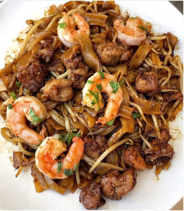 Variations and creative twists of shrimp chow fun