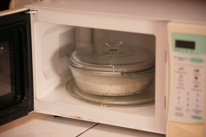 how to fix undercooked rice in the microwave