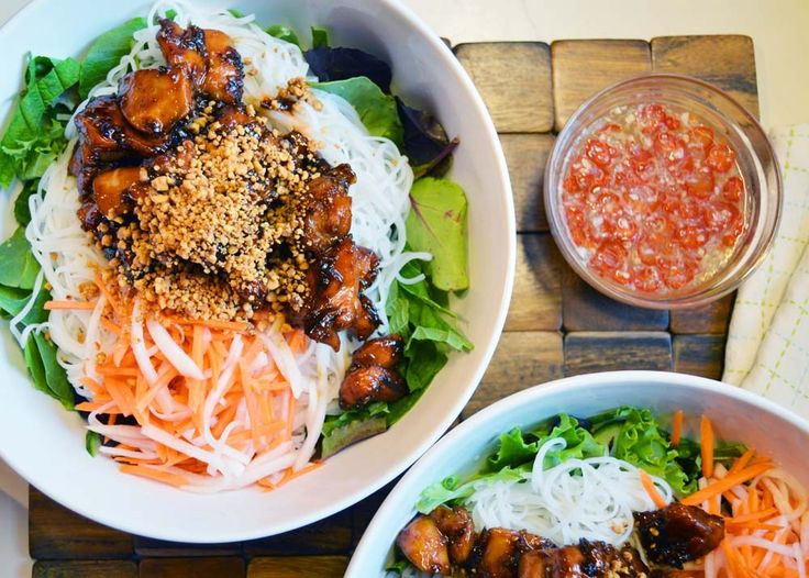 Bun Ga Nuong: A Delectable Vietnamese Grilled Chicken Noodle Dish